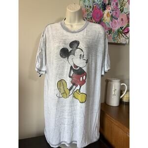 Disney Mickey Mouse Women’s Lightweight Tshirt Size XL Gray Short Sleeve Top